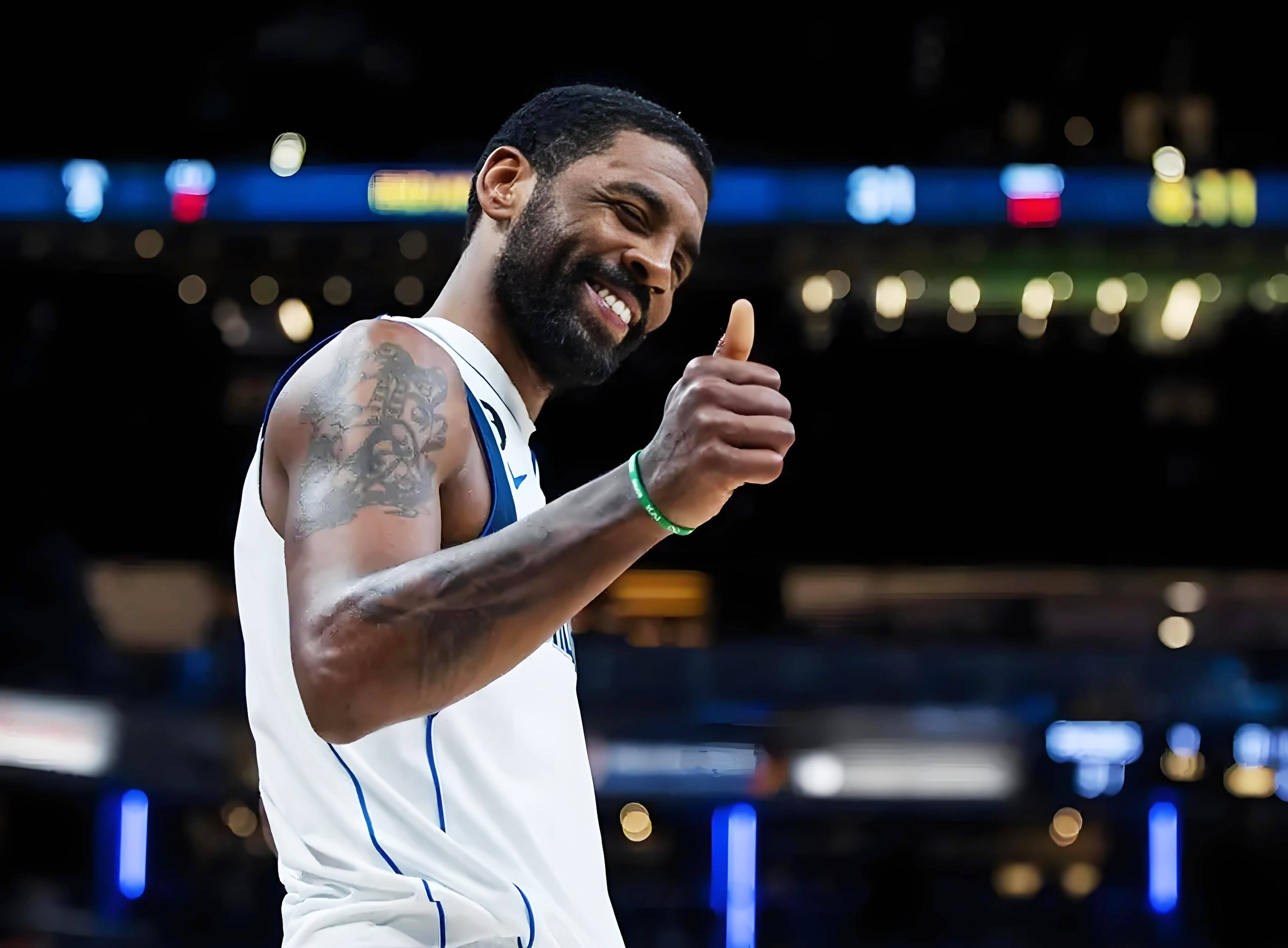 曼城击败利 曼城击败利