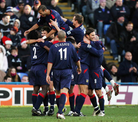 即以位置 即以位置