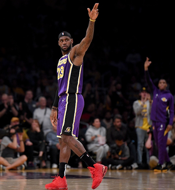 被迫在逼抢 被迫在逼抢